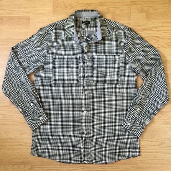 Check Button-Up - Picture 2 of 3